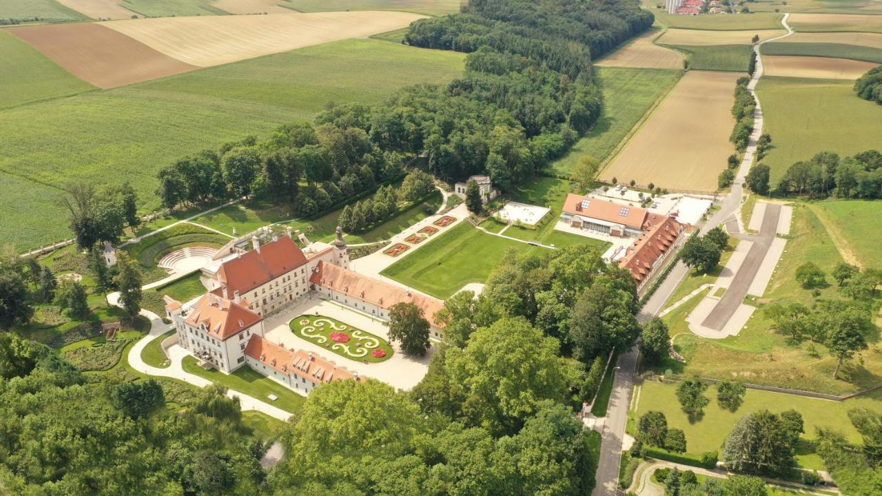 Schloss Thalheim Sankt Poelten Kültér fotó